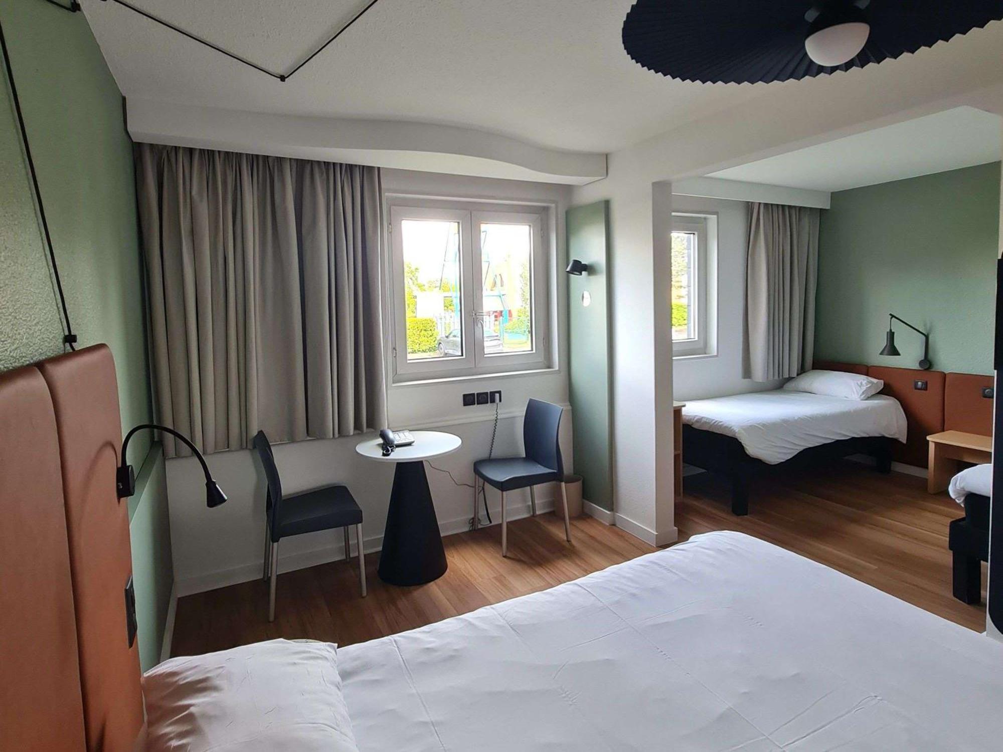 Ibis Vannes Exterior photo