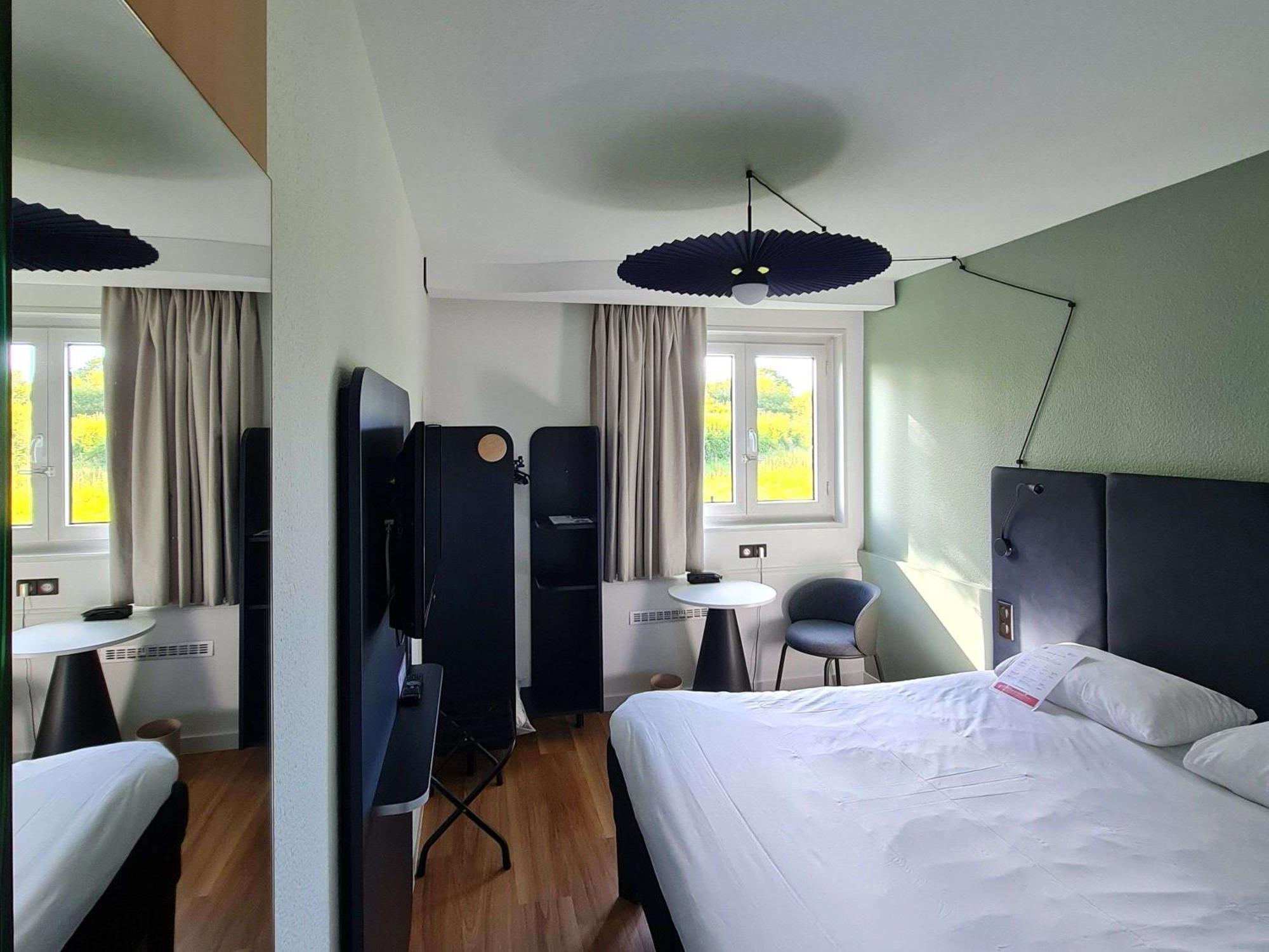 Ibis Vannes Exterior photo