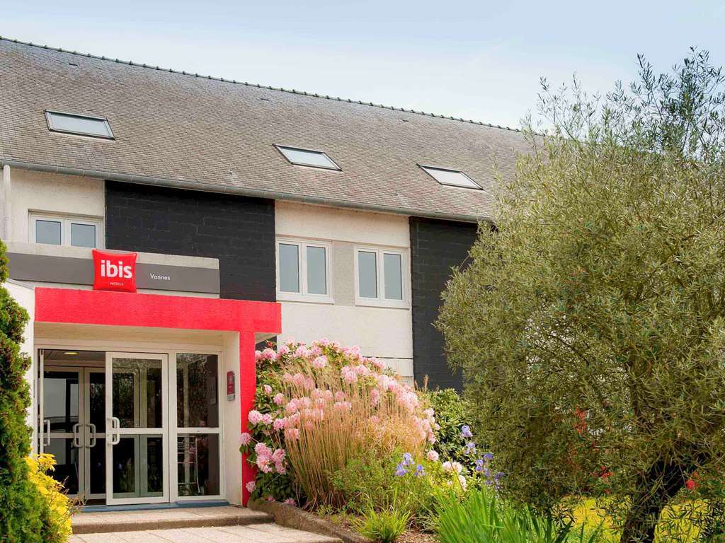 Ibis Vannes Exterior photo
