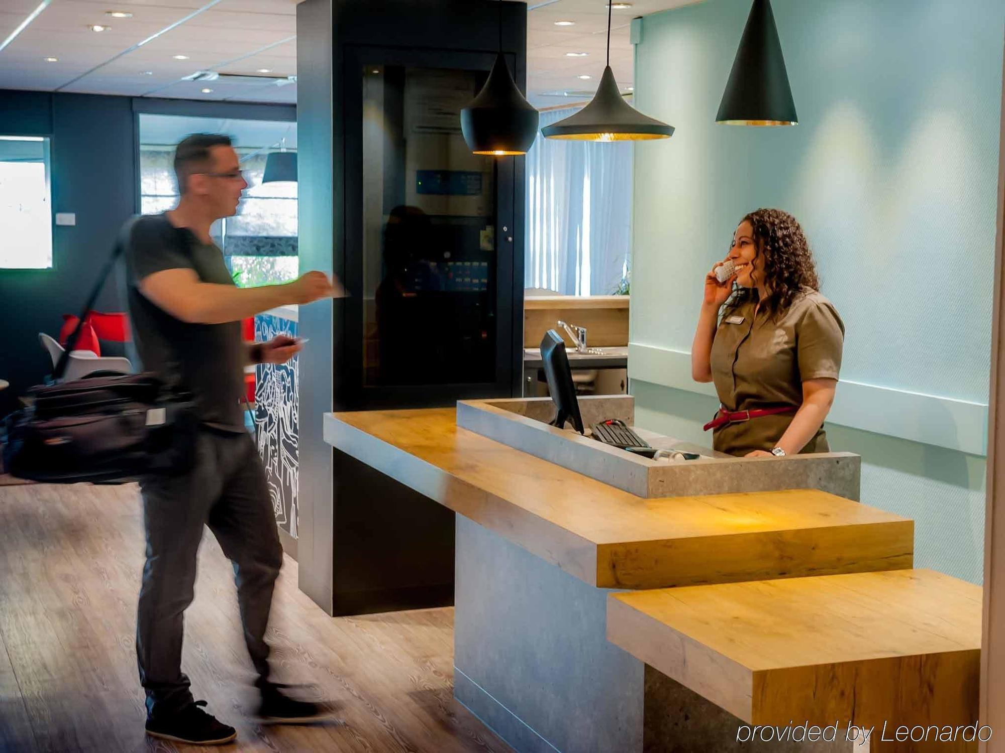 Ibis Vannes Exterior photo